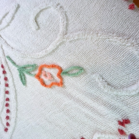 Vintage Chenille Bedspread Blanket Full Queen King Off White 92 x 100 Flowers - Picture 8 of 16